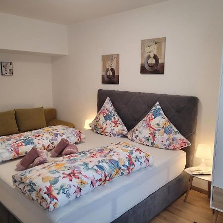 Viktoria Apartamento FDH Exterior foto