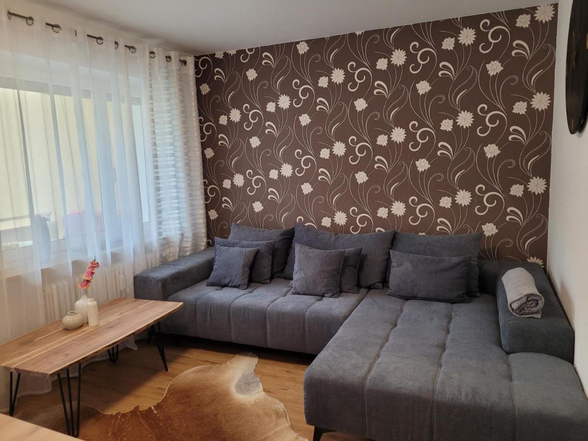 Viktoria Apartamento FDH Exterior foto