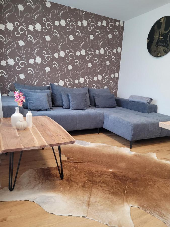 Viktoria Apartamento FDH Exterior foto